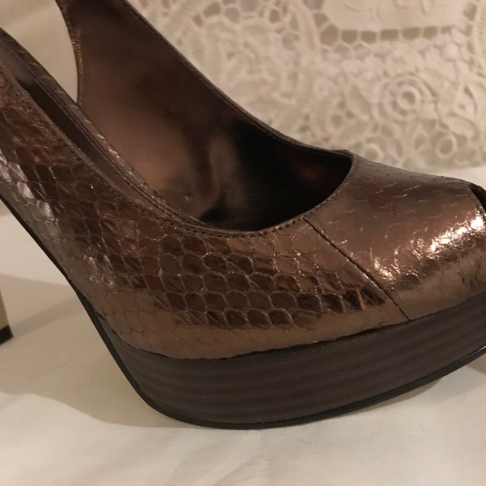 Enzo Angiolini sz5 1/2 peeptoe brown snakeskin